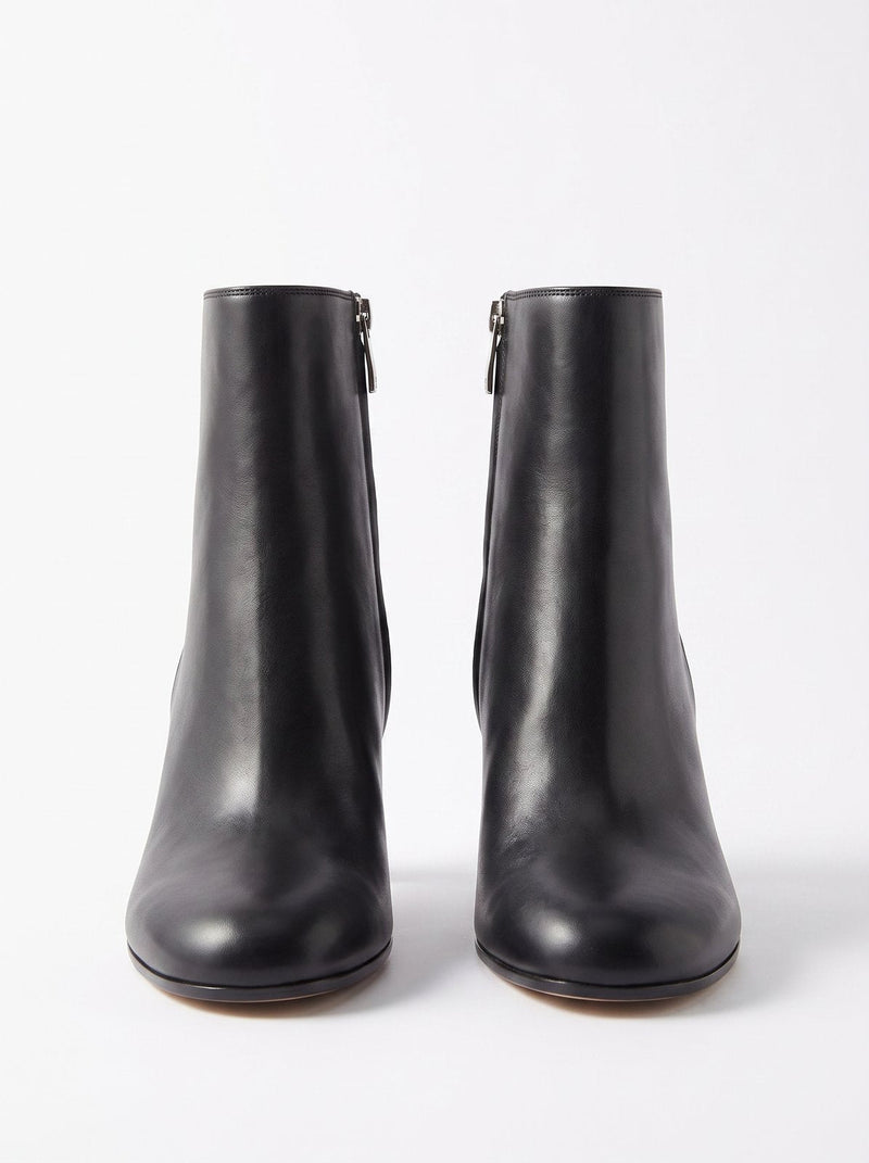 SHOES 02