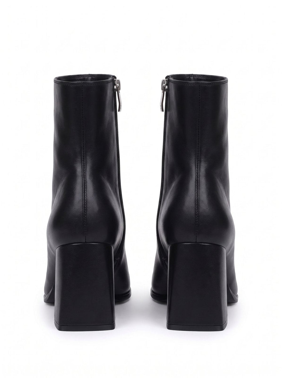 SHOES 02