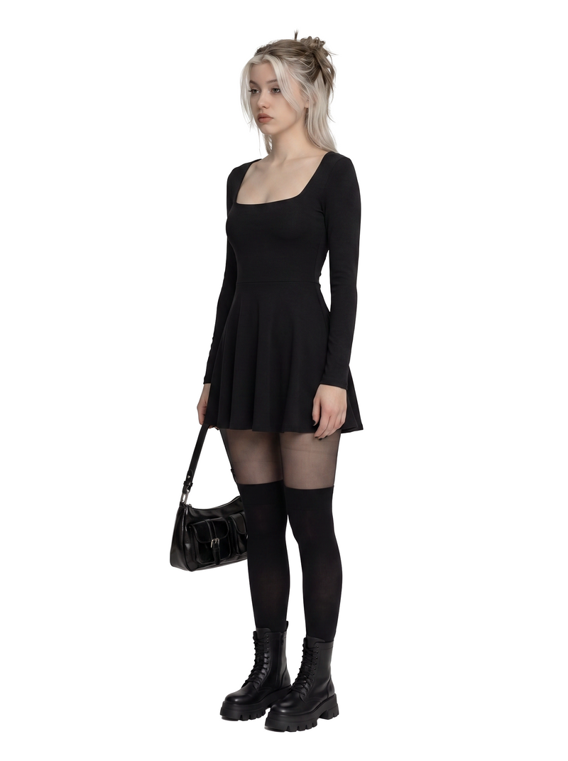 Outfit 6 — vue trois quarts